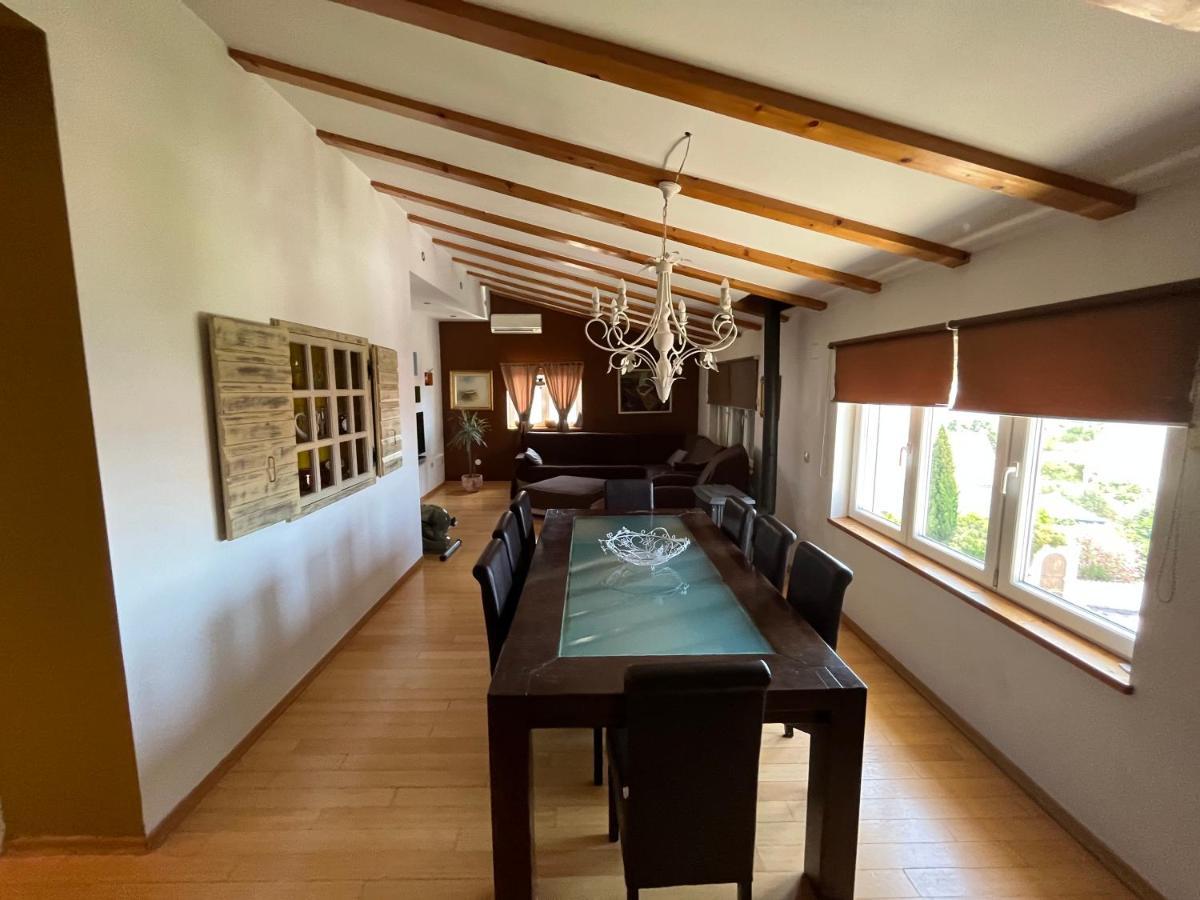 Perla Alba Apartments Tribalj 外观 照片